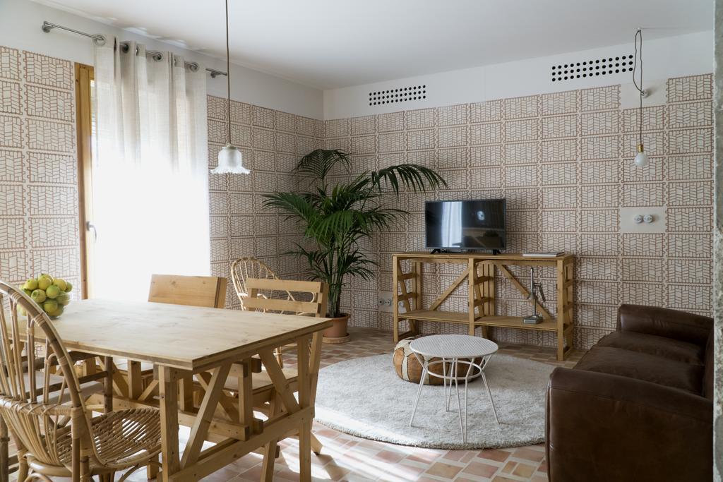 Moll Petit Apartments - Turismo De Interior Кан Пикафорт Екстериор снимка